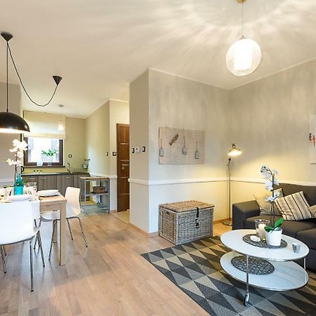 Vacationclub - Rezydencja Park II Apartament 1 ミエルノ エクステリア 写真